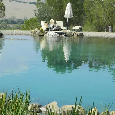 Sleeps 4 Pool Wifi *