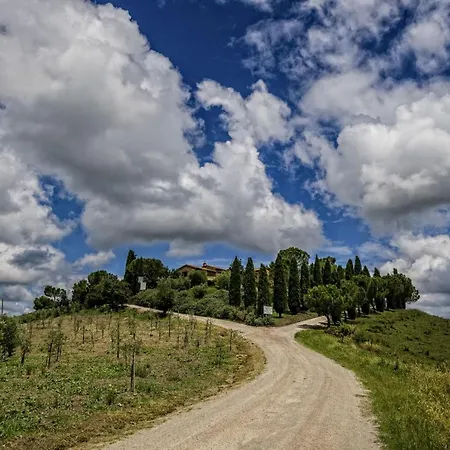 Sleeps 4 Pool Wifi Appartement San Quirico dʼOrcia